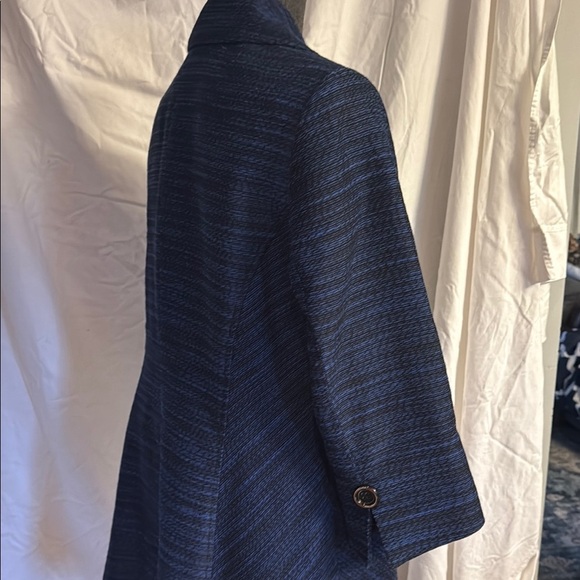 Mary Kay by T Winhill Blue Tailored Blazer with Notched Lapel - Picture 3 of 12